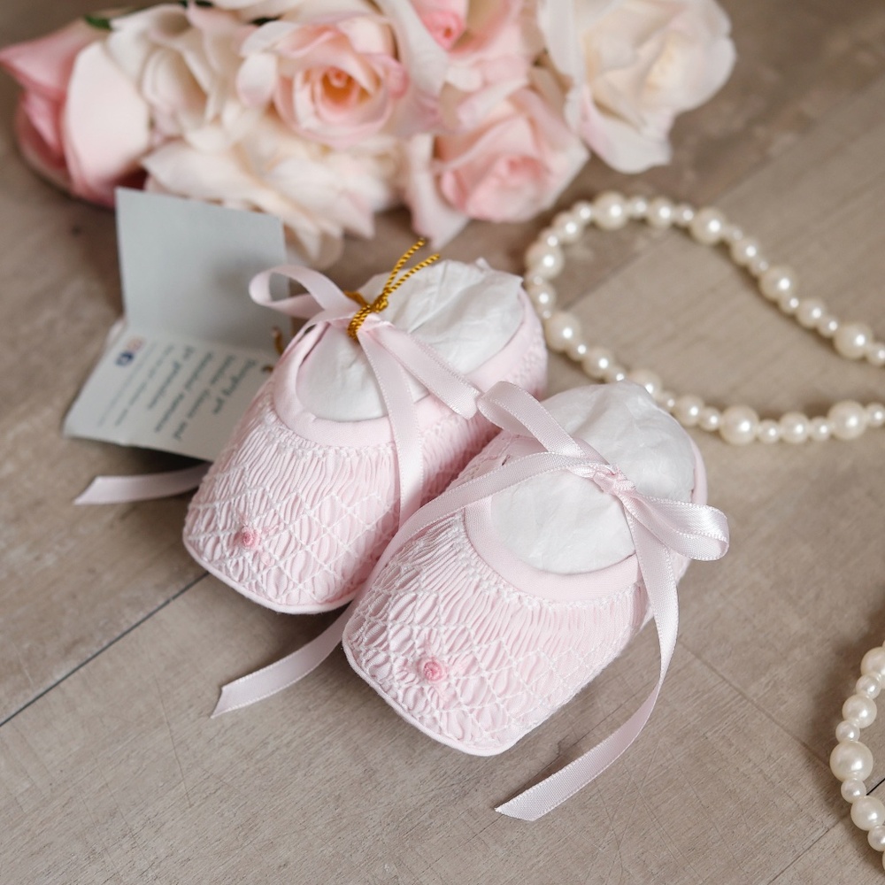Reserved  WITH DRESS OR ROMPER BUNDLE $28 Smocked Crib Shoe Feltman Brothers NWT